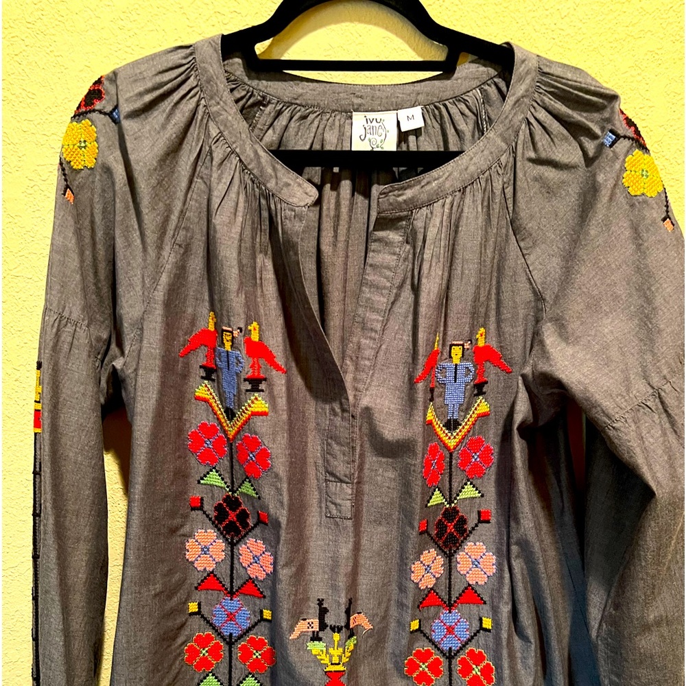 Ivy Jane Chambry/Embroidered Trendy Blouse